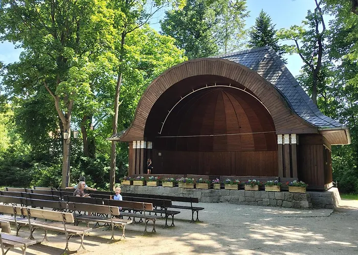 U Kocurka - Przy Termach Cieplickich Apartman Jelenia Góra